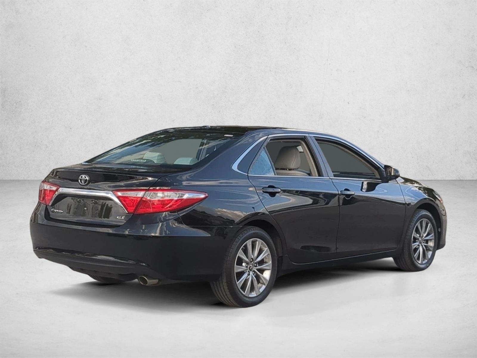 2017 Toyota Camry XLE