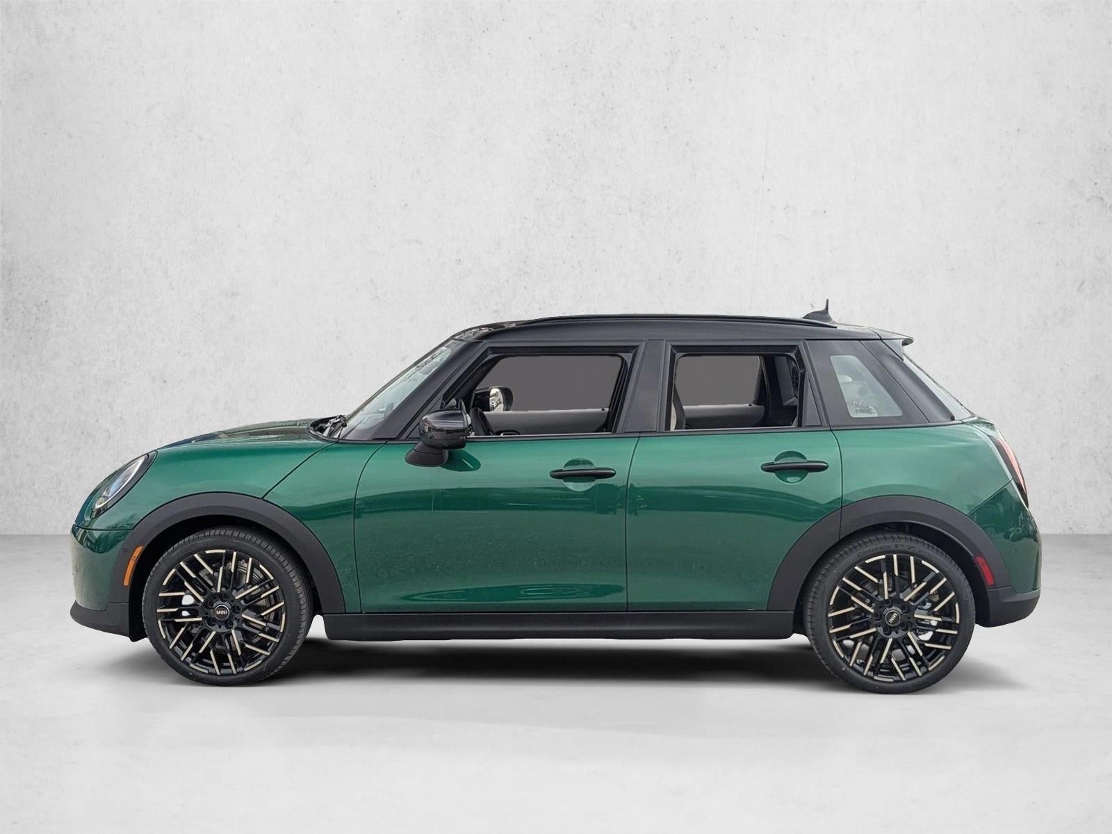 2026 MINI Cooper Hardtop 4 Door Iconic Base