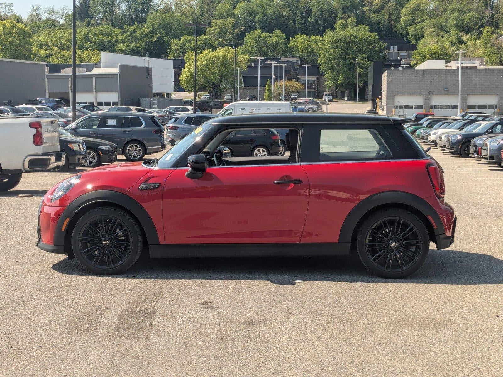 2022 MINI Cooper S Hardtop 2 Door Iconic Base