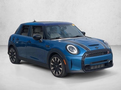 2024 MINI Cooper S Hardtop 4 Door Iconic Base