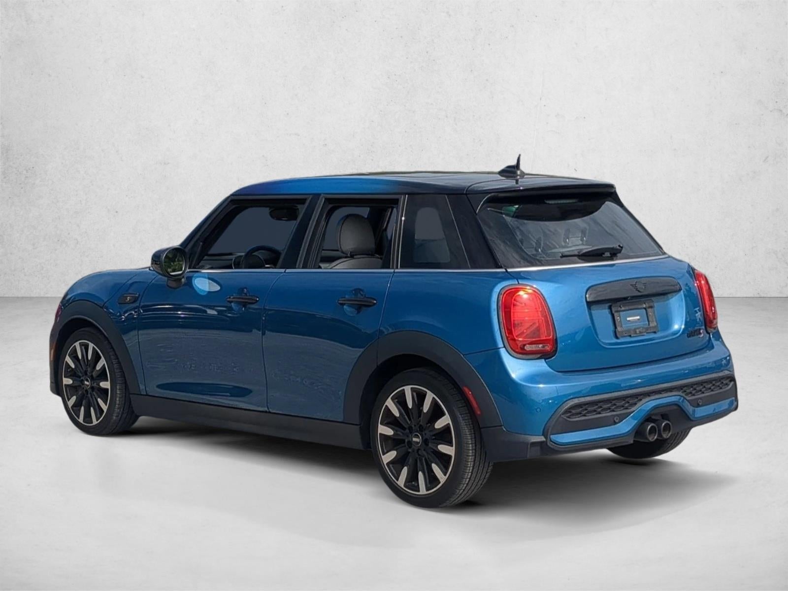 2024 MINI Cooper S Hardtop 4 Door Iconic Base