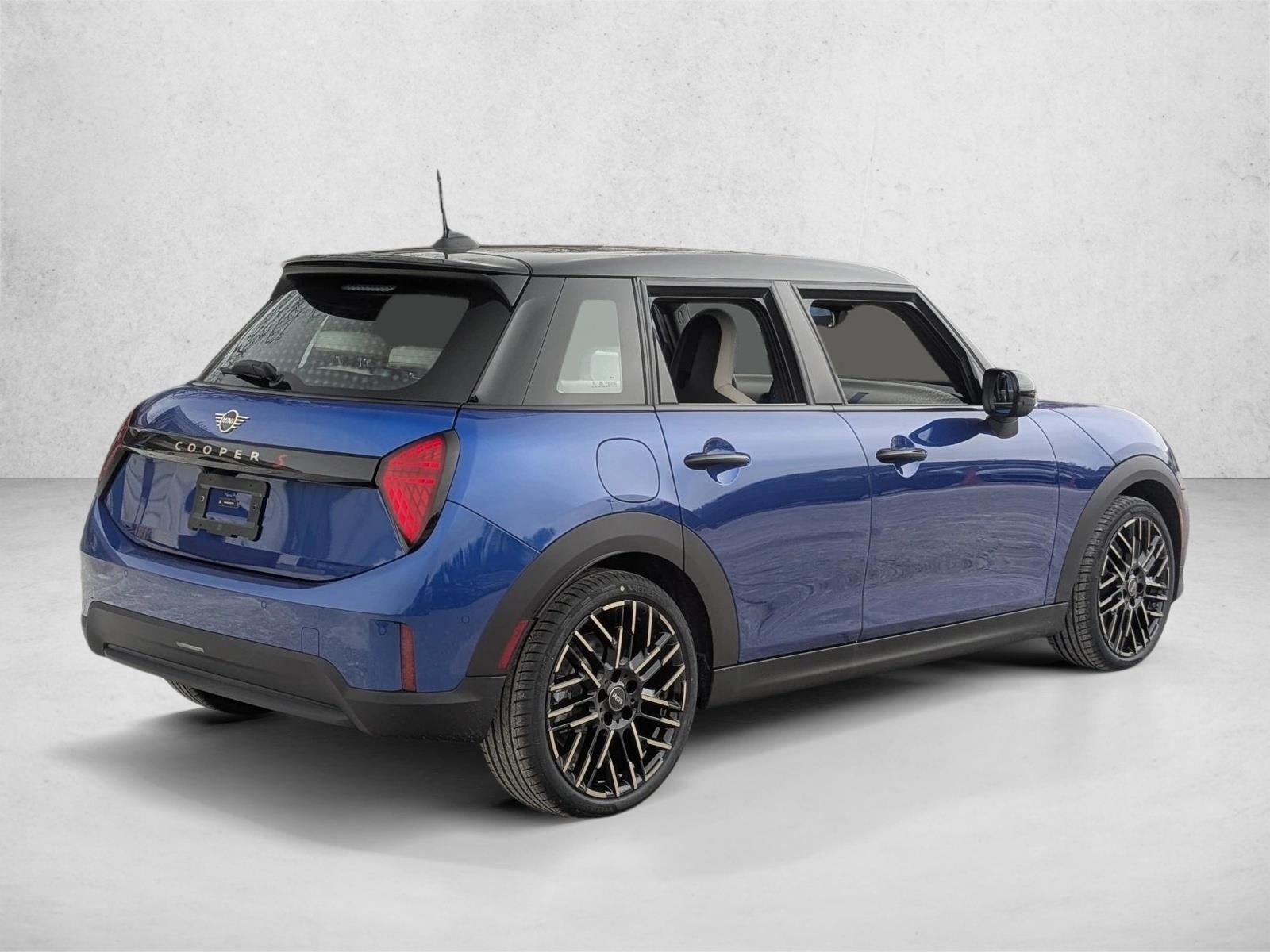 2026 MINI Cooper S Hardtop 4 Door Iconic Base