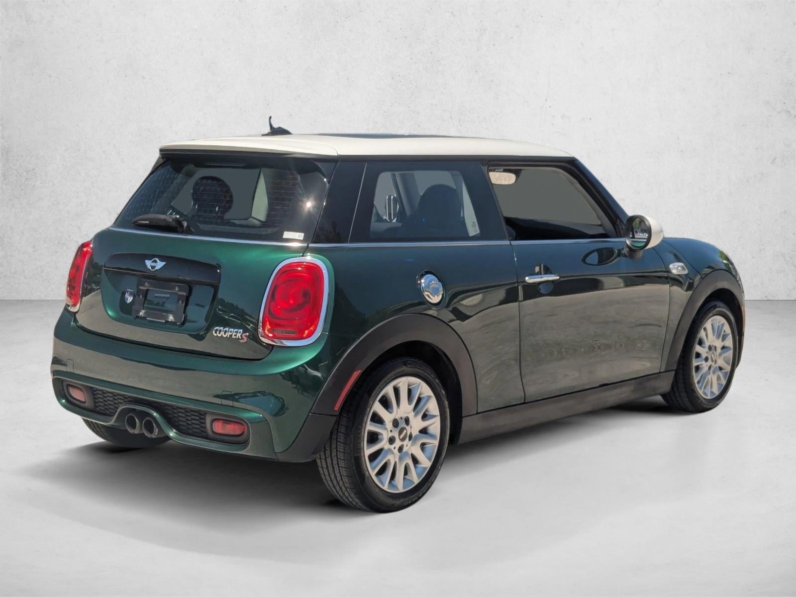 2015 MINI Cooper S Hardtop Base