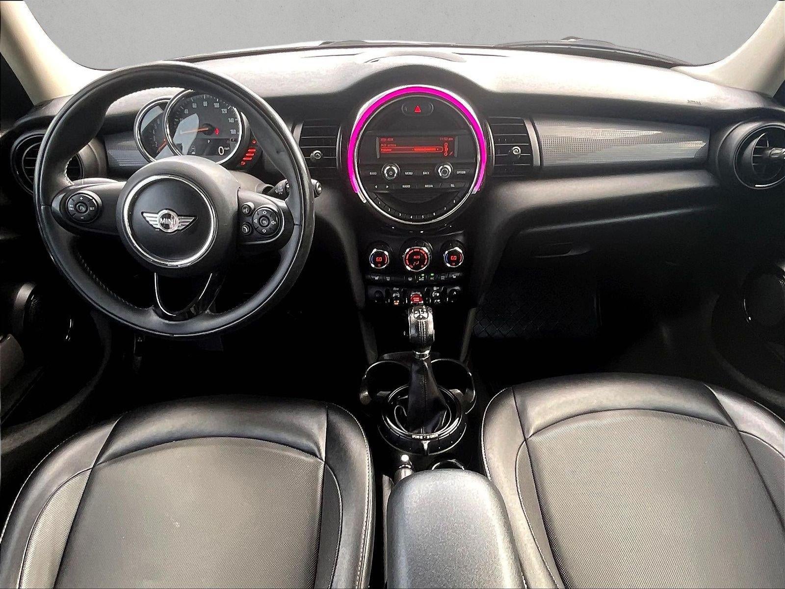 2016 MINI Cooper Hardtop 4 Door Base