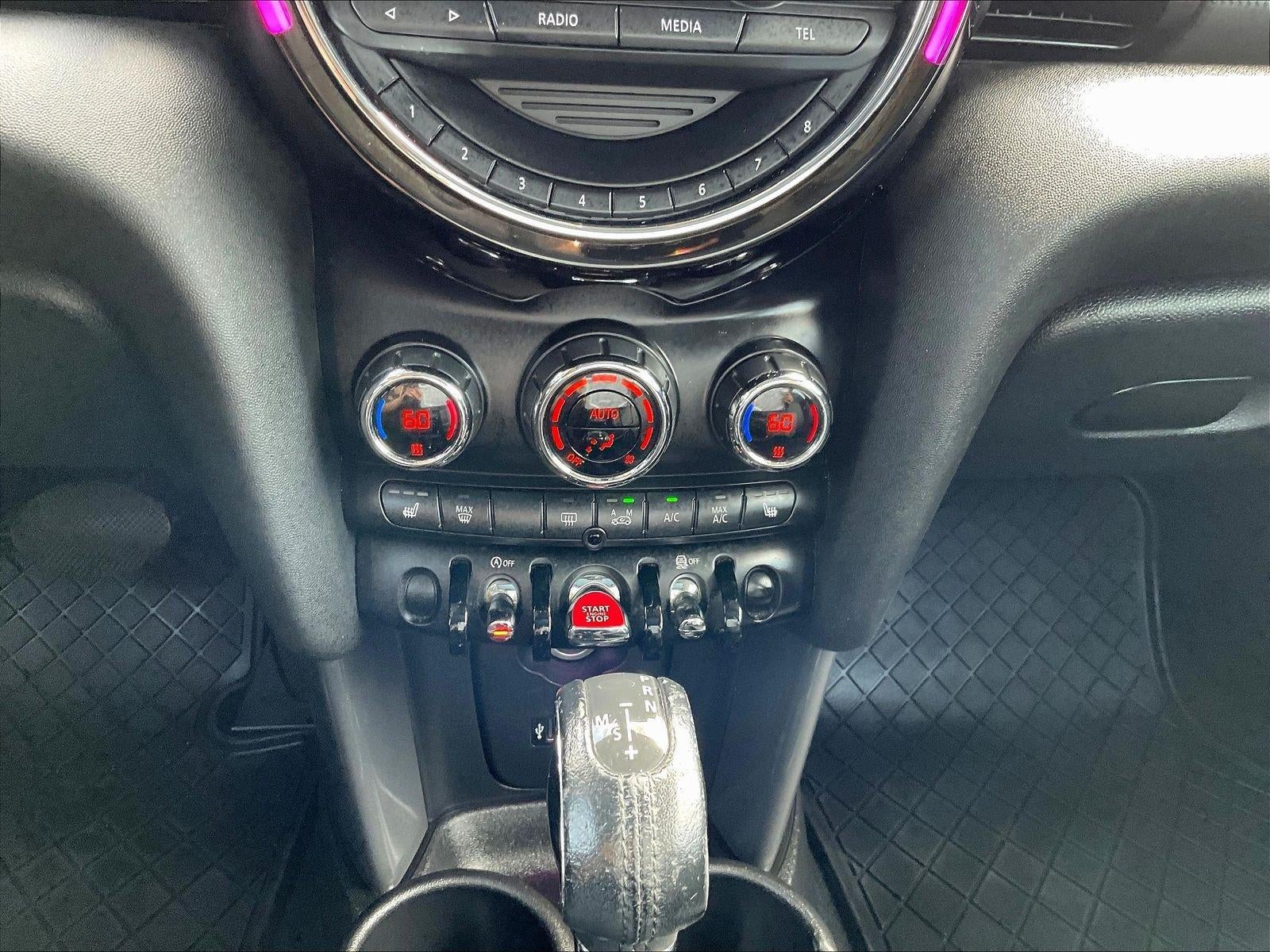 2016 MINI Cooper Hardtop 4 Door Base