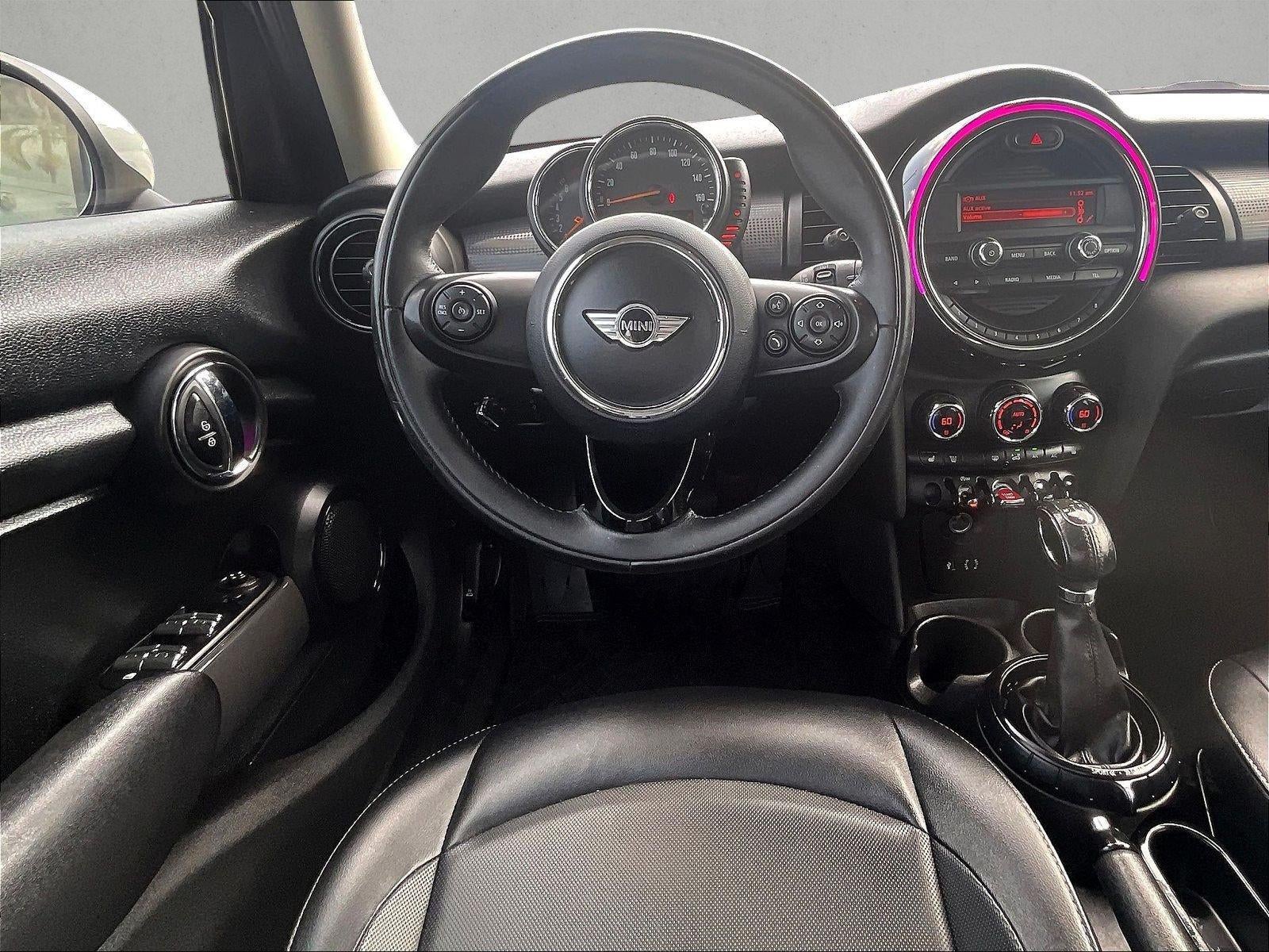 2016 MINI Cooper Hardtop 4 Door Base