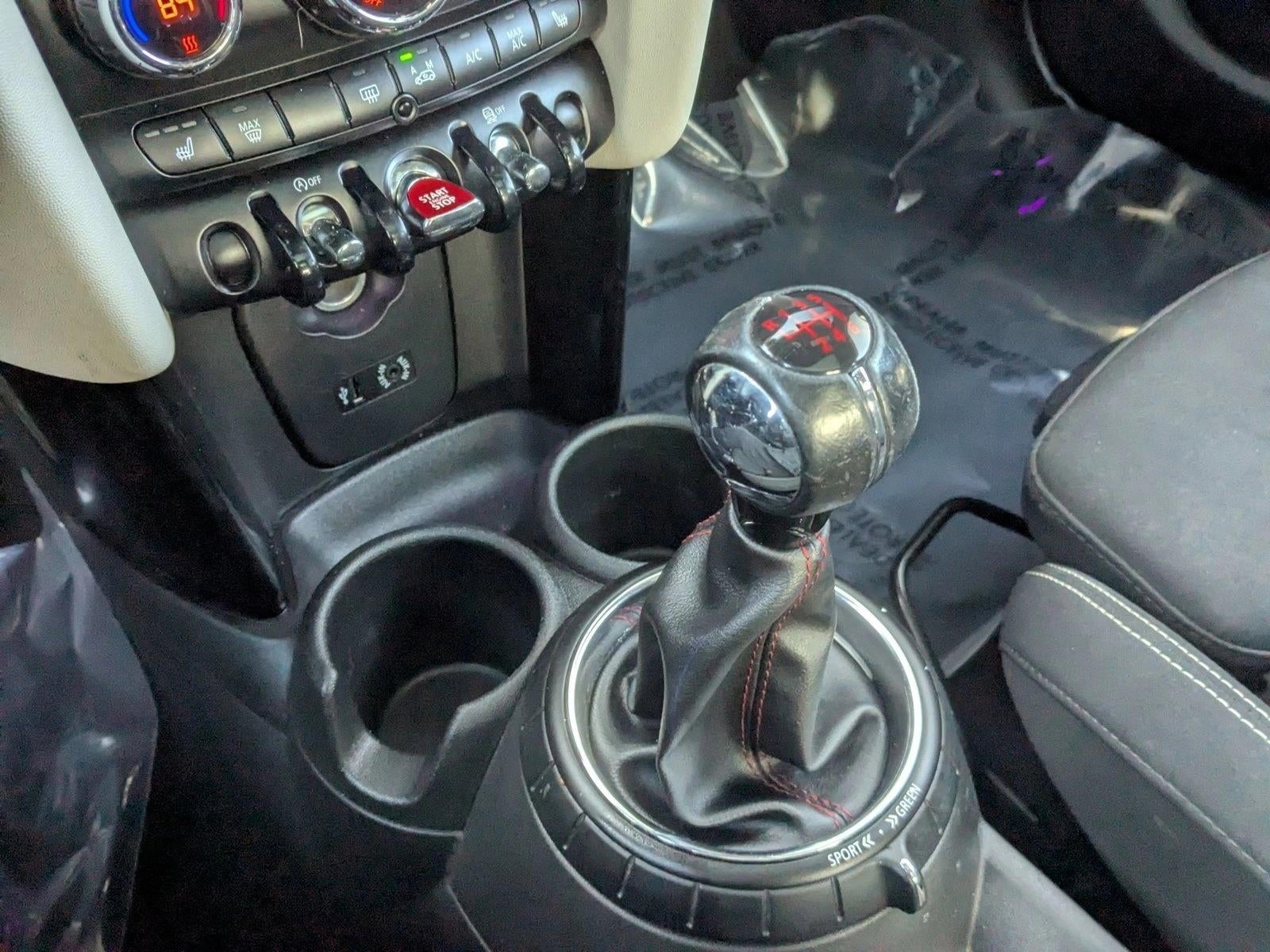 2016 MINI Hardtop 4 Door Cooper