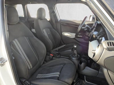 2016 MINI Hardtop 4 Door Cooper