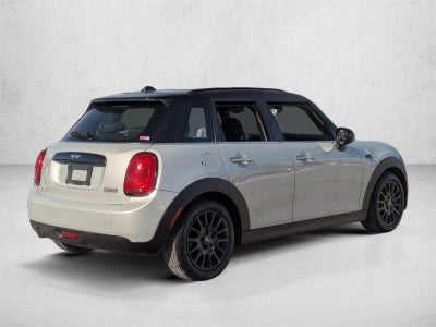 2016 MINI Hardtop 4 Door Cooper