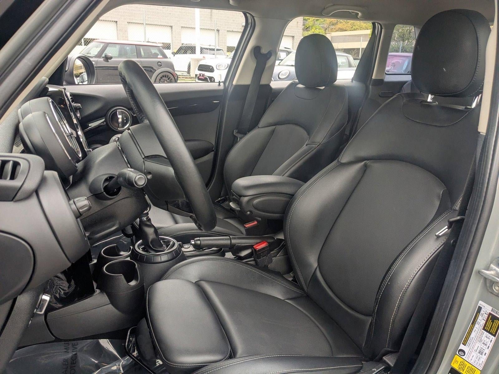 2016 MINI Cooper S Hardtop 4 Door Base