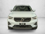 2025 Volvo XC40 Ultra Bright Theme