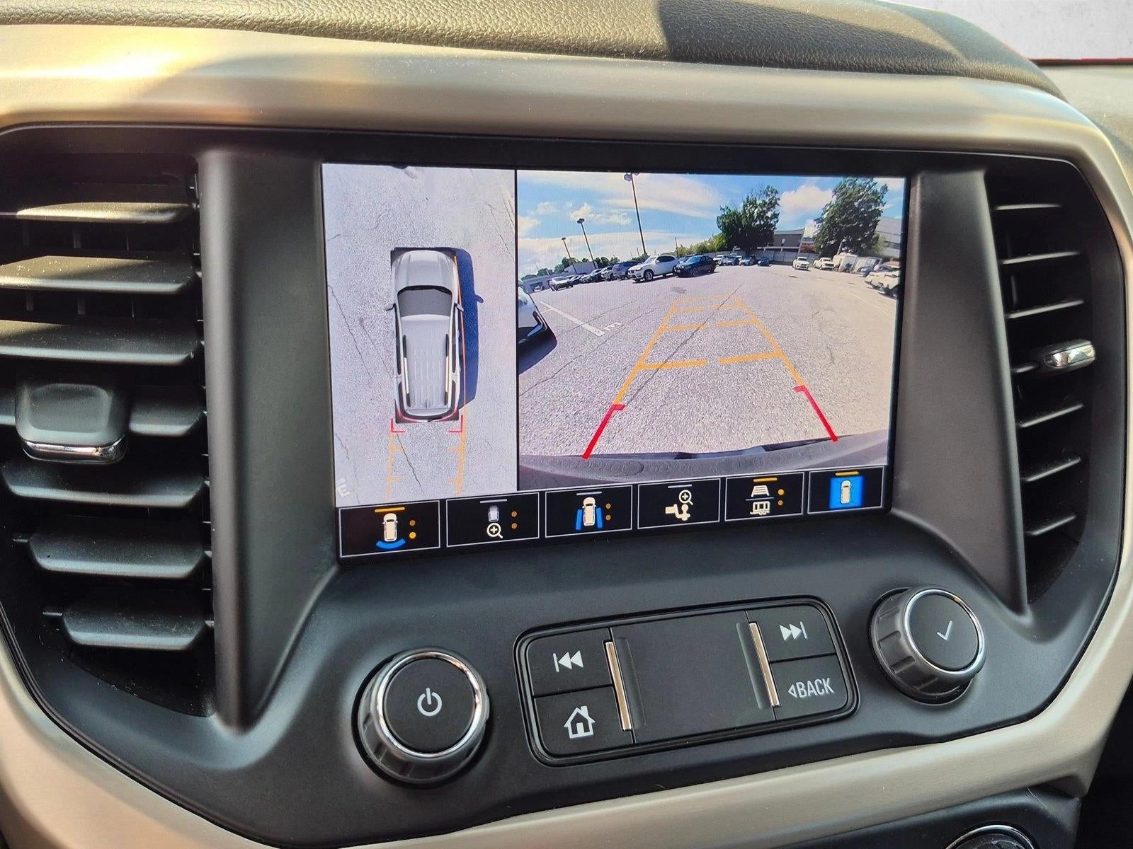 2022 GMC Acadia AWD Denali