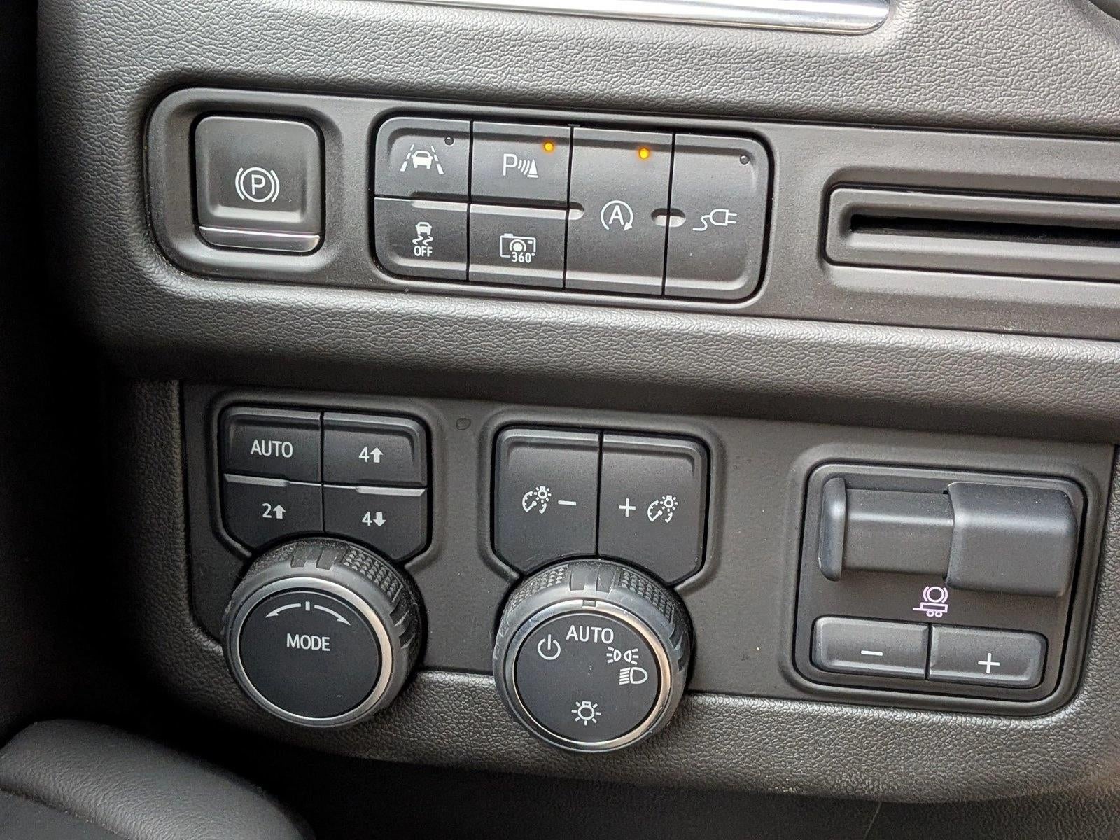 2022 Chevrolet Tahoe 4WD RST