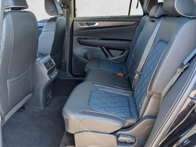 2024 Volkswagen Atlas Cross Sport 2.0T SEL Premium R-Line 4MOTION