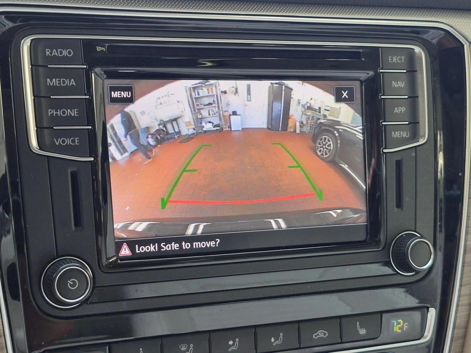 2018 Volkswagen Passat 2.0T SEL Premium Auto