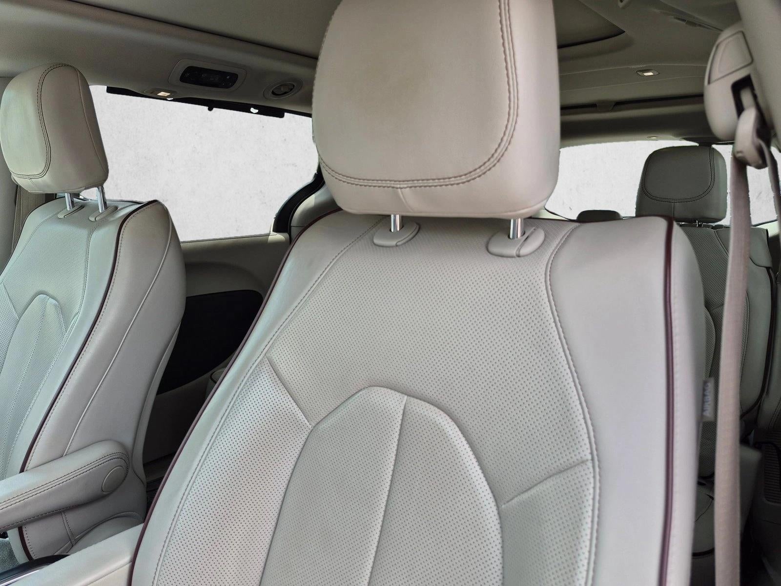 2018 Chrysler Pacifica Limited FWD