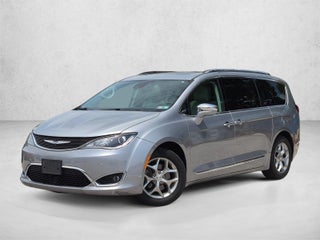 2018 Chrysler Pacifica Limited FWD