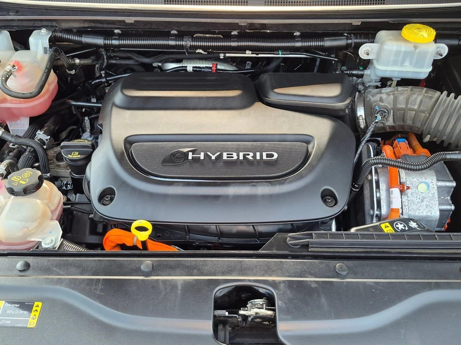 2019 Chrysler Pacifica Hybrid Limited FWD