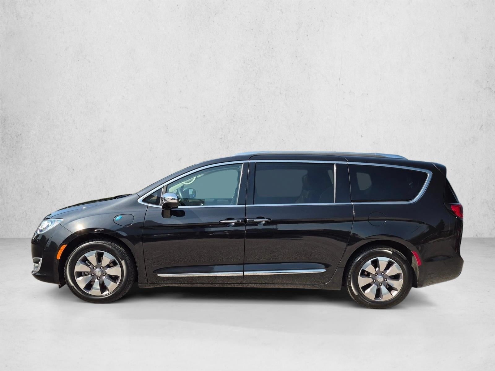 2019 Chrysler Pacifica Hybrid Limited FWD