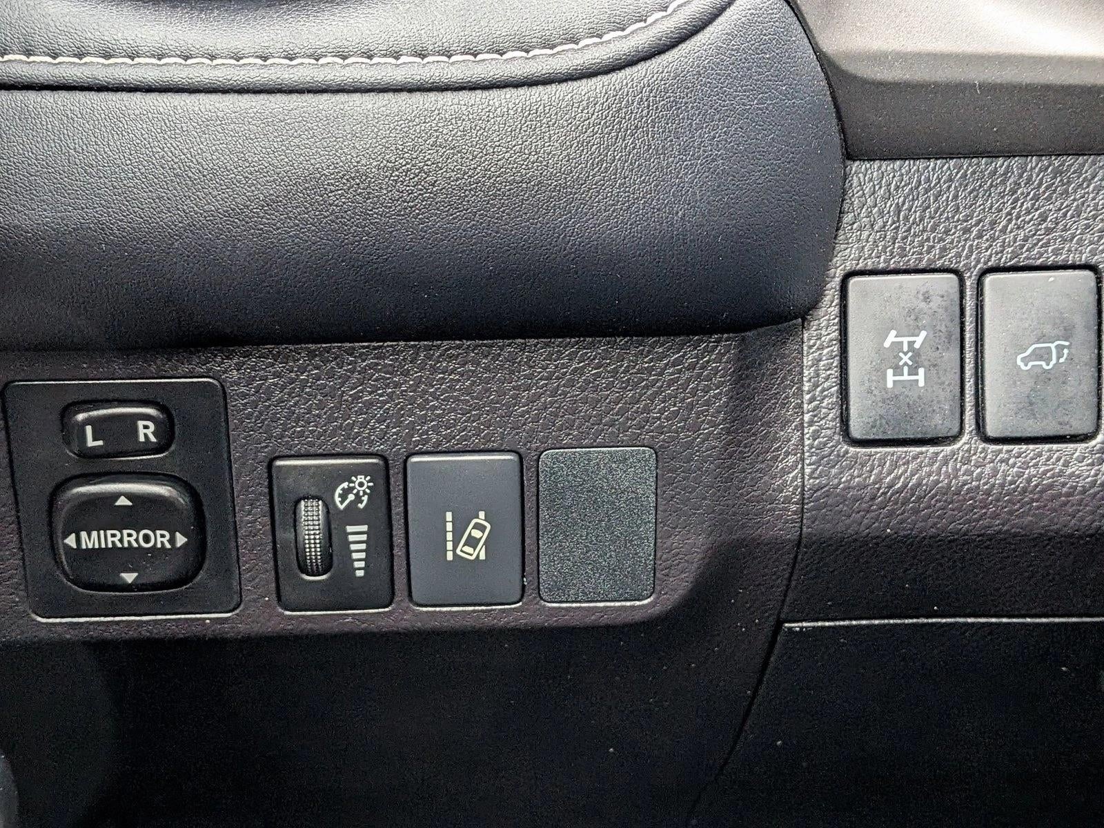 2017 Toyota RAV4 Limited AWD (Natl)