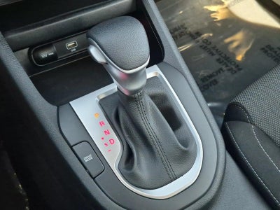 2024 Kia Forte LXS IVT