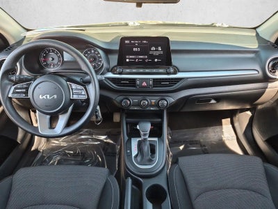 2024 Kia Forte LXS IVT