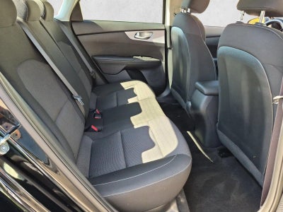 2024 Kia Forte LXS IVT