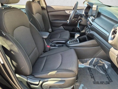 2024 Kia Forte LXS IVT