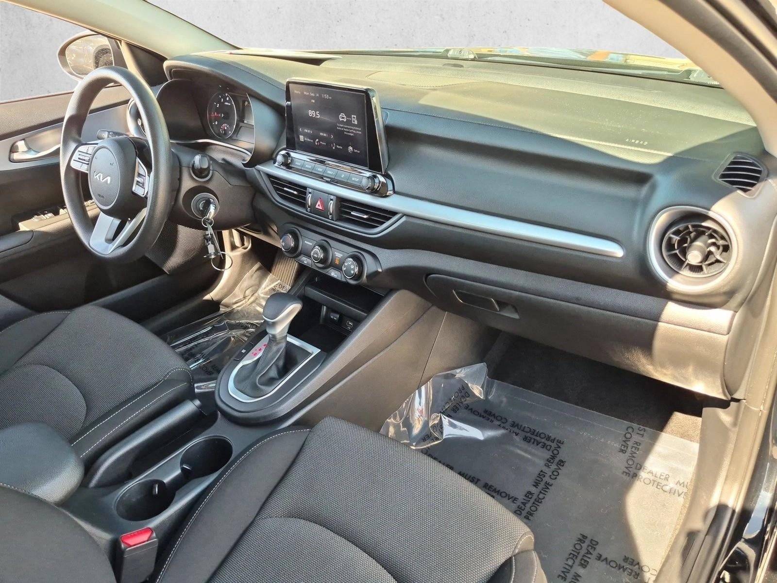 2024 Kia Forte LXS IVT