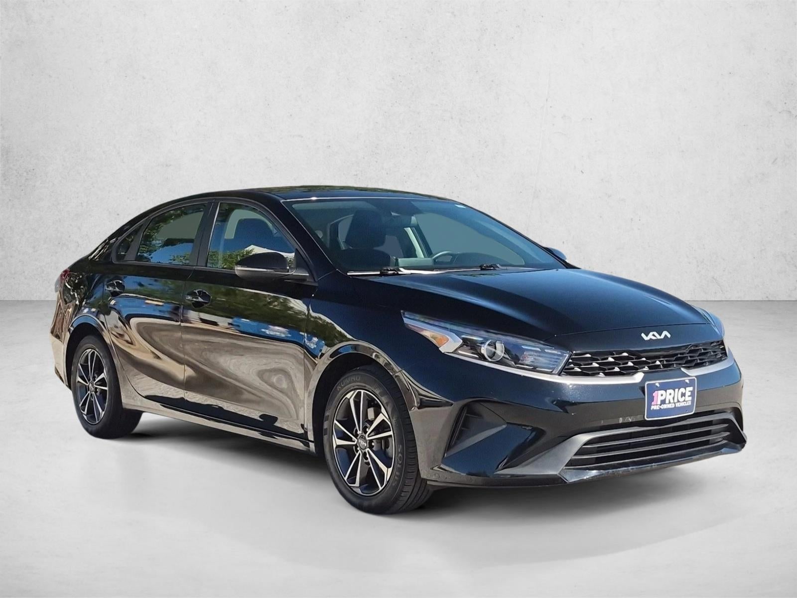 2024 Kia Forte LXS IVT