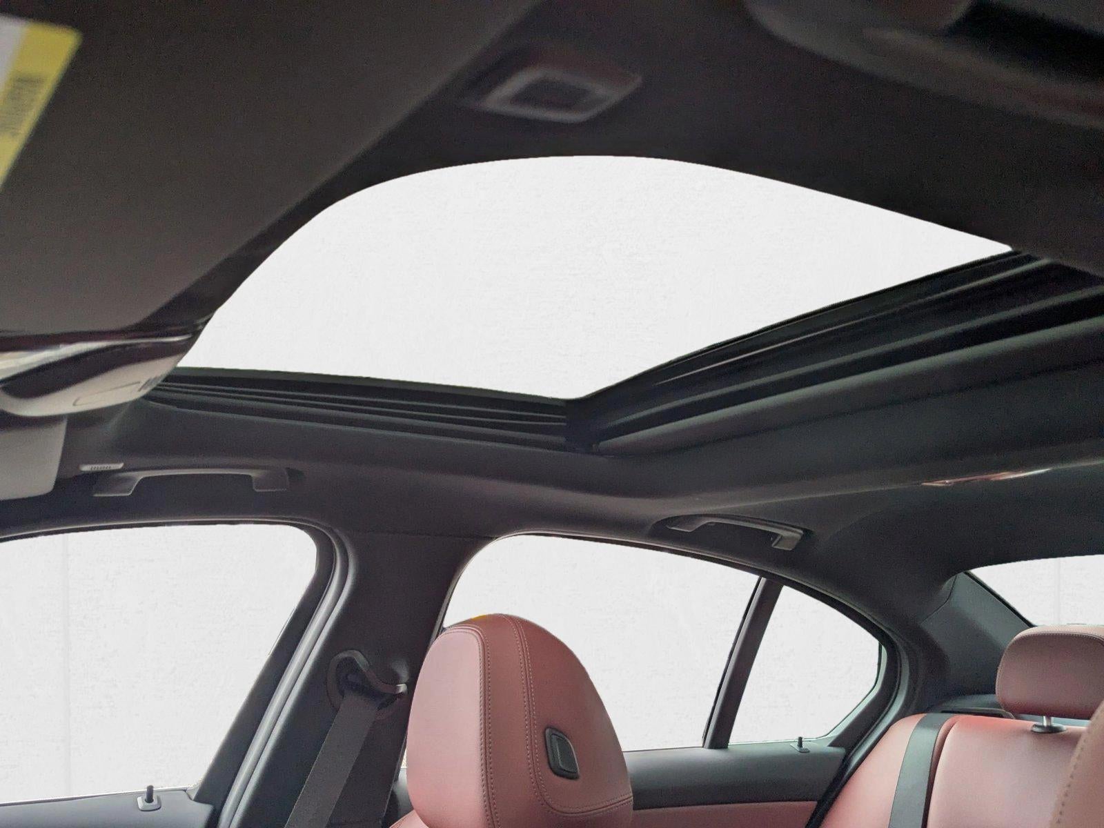 2025 BMW 330i xDrive Sedan