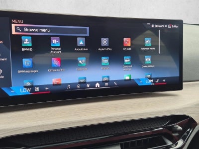 2025 BMW 330i xDrive Sedan