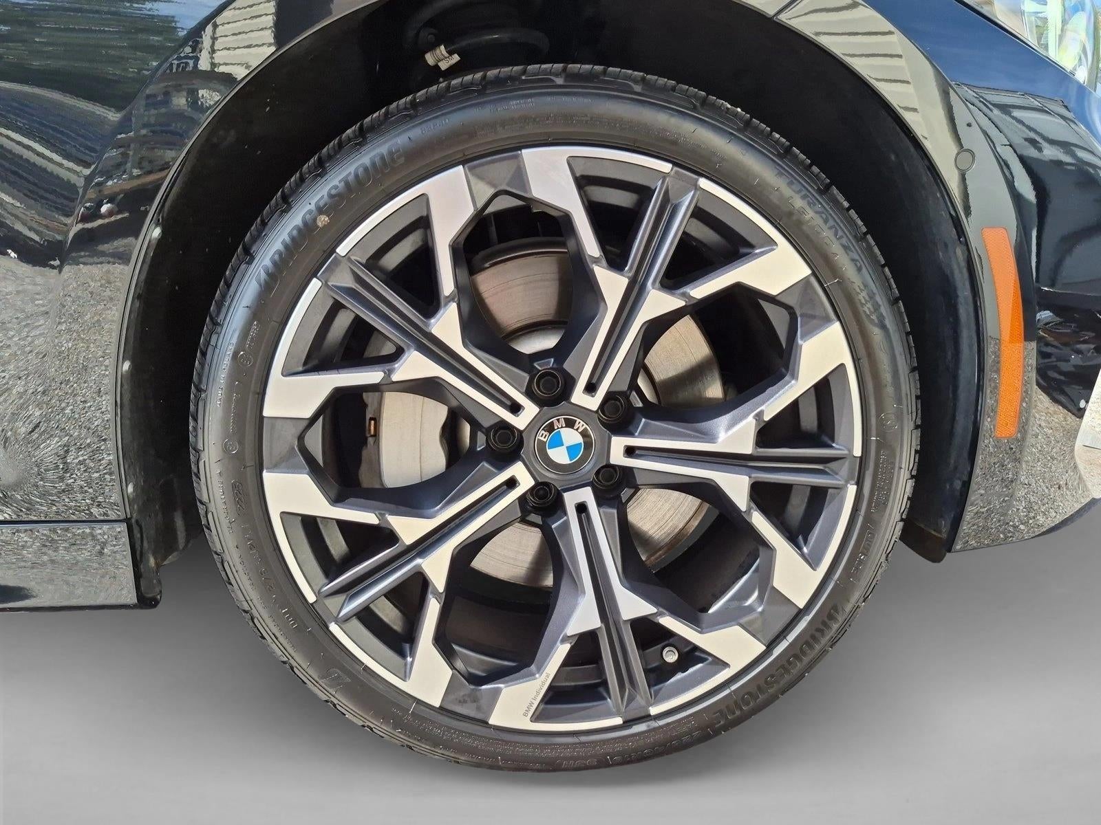 2025 BMW 330i xDrive Sedan