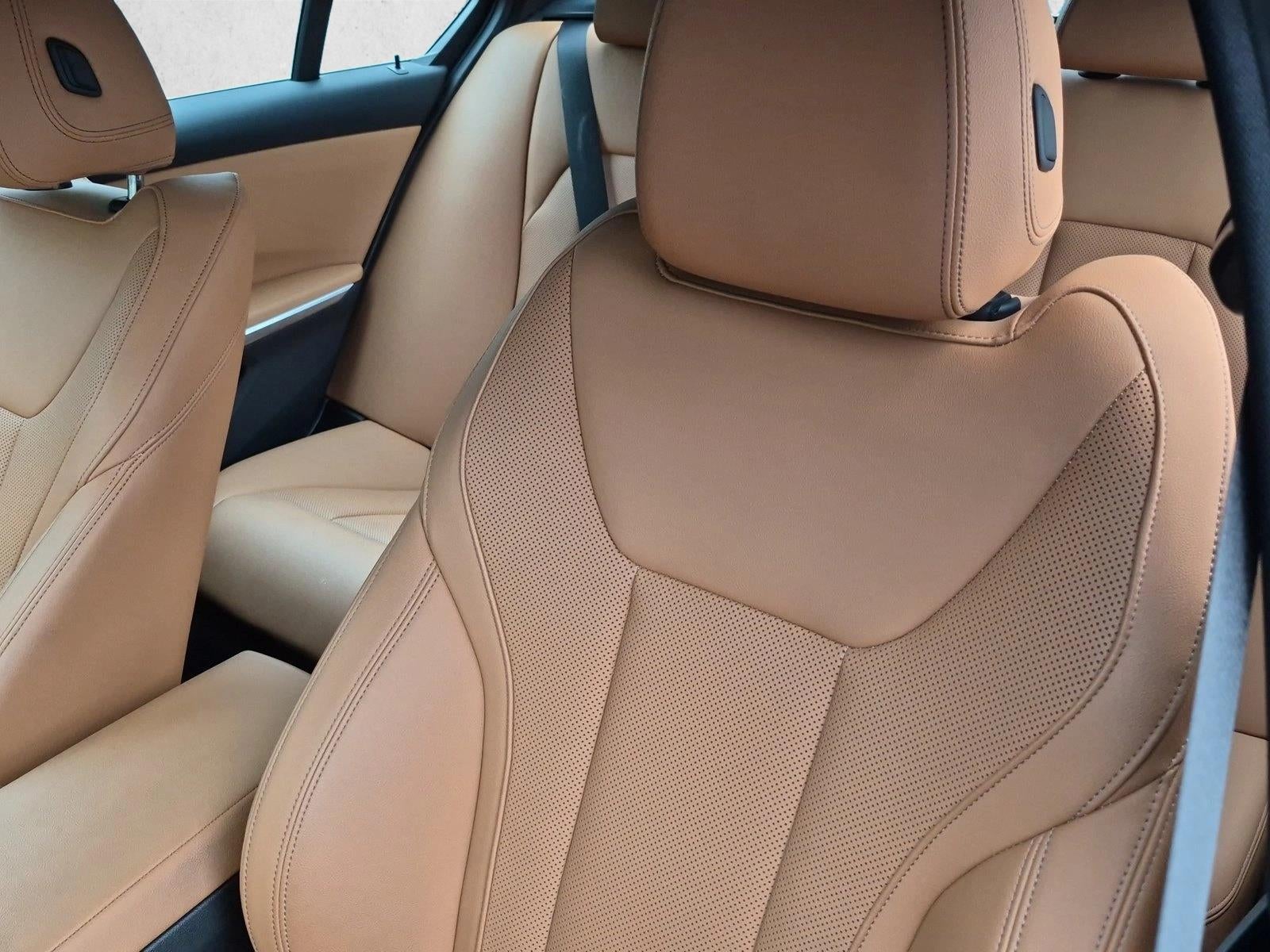 2025 BMW 330i xDrive Sedan