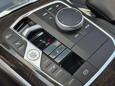2023 BMW 330i xDrive Sedan