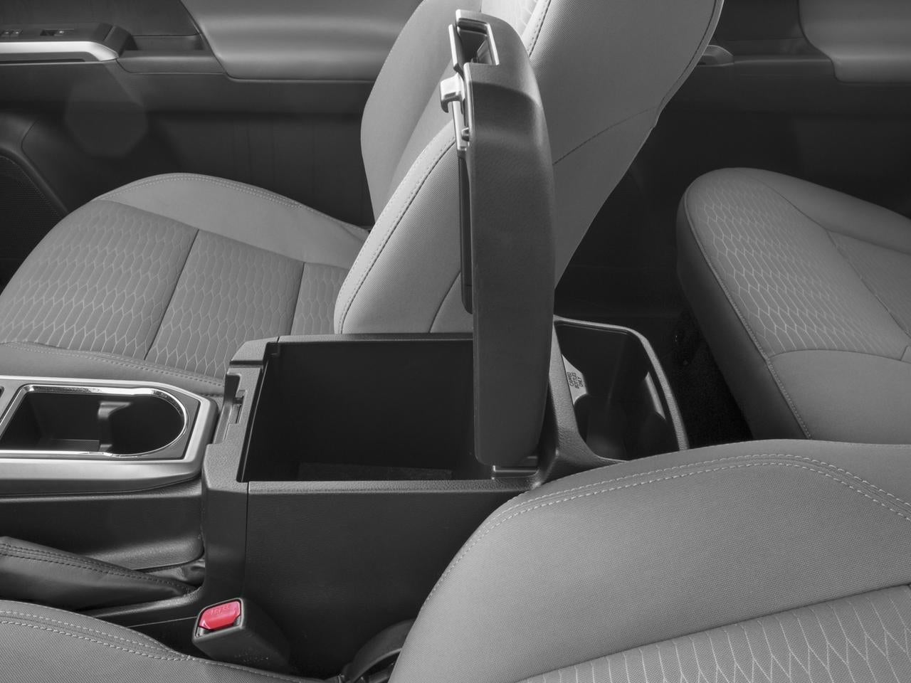 2017 Toyota Tacoma SR5 Double Cab 5' Bed V6 4x4 AT (GS)