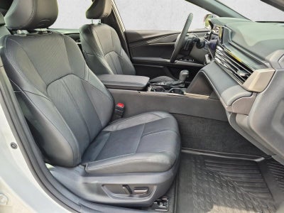 2025 Toyota Camry XSE (Natl)
