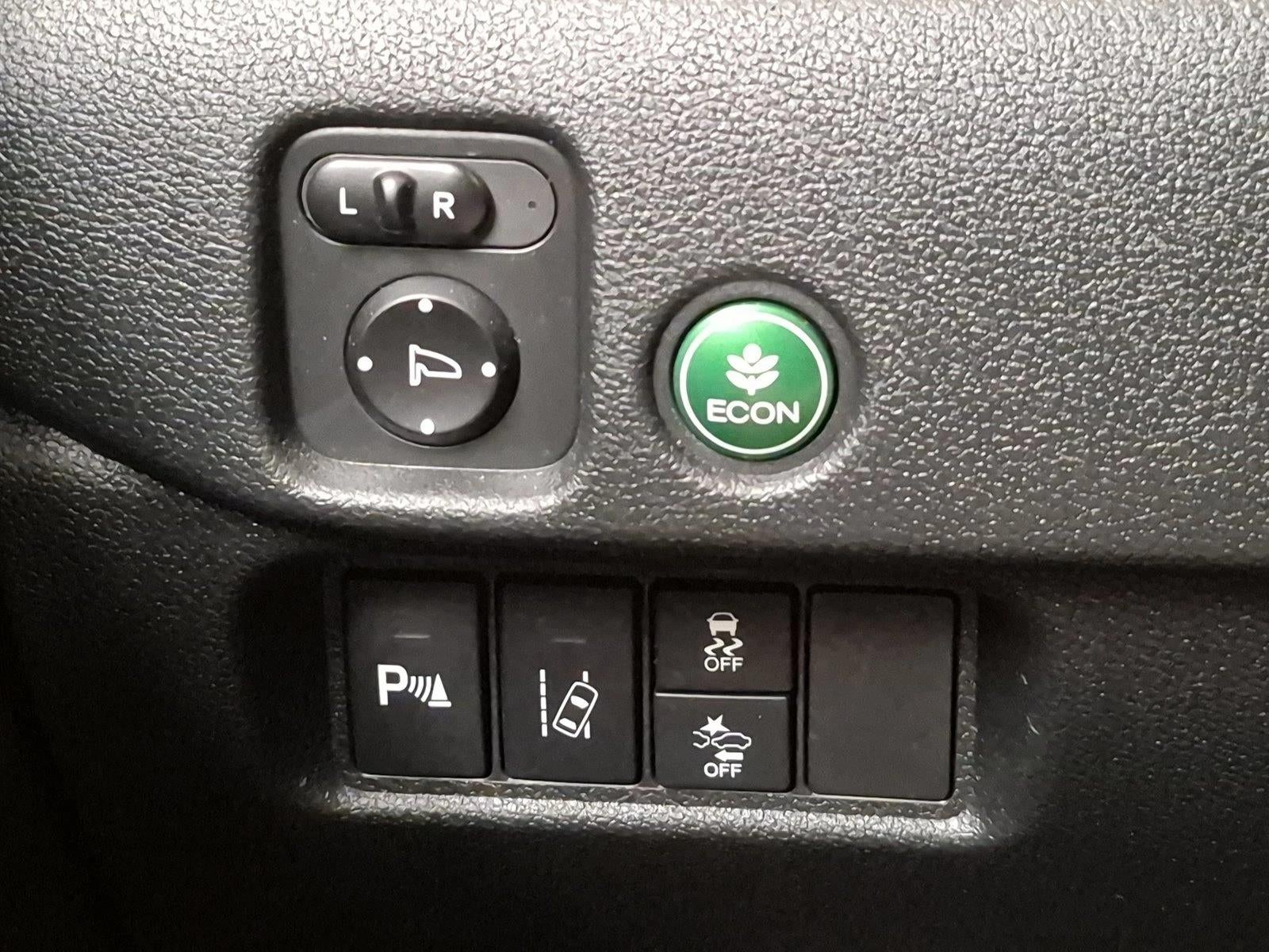 2016 Honda Pilot AWD 4dr Elite with DVD Rear Entertainment System and Navigation