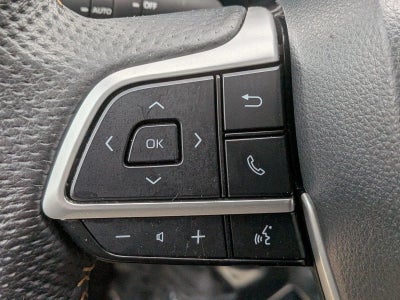 2025 Toyota Sienna Woodland Edition AWD 7-Passenger (Natl)