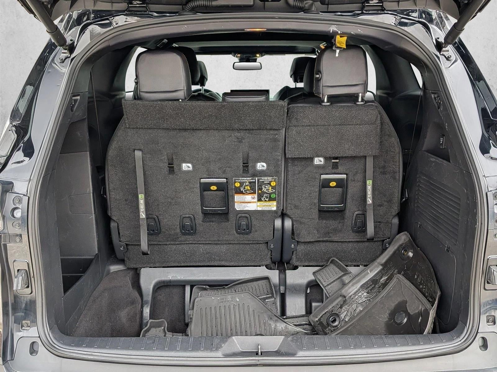 2025 Toyota Sienna Woodland Edition AWD 7-Passenger (Natl)