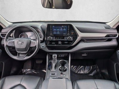 2022 Toyota Highlander XLE AWD (Natl)