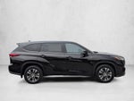 2022 Toyota Highlander XLE AWD (Natl)