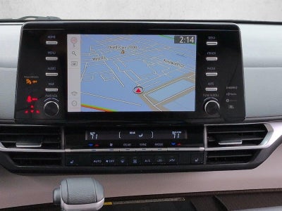 2022 Toyota Sienna XLE FWD 8-Passenger (Natl)