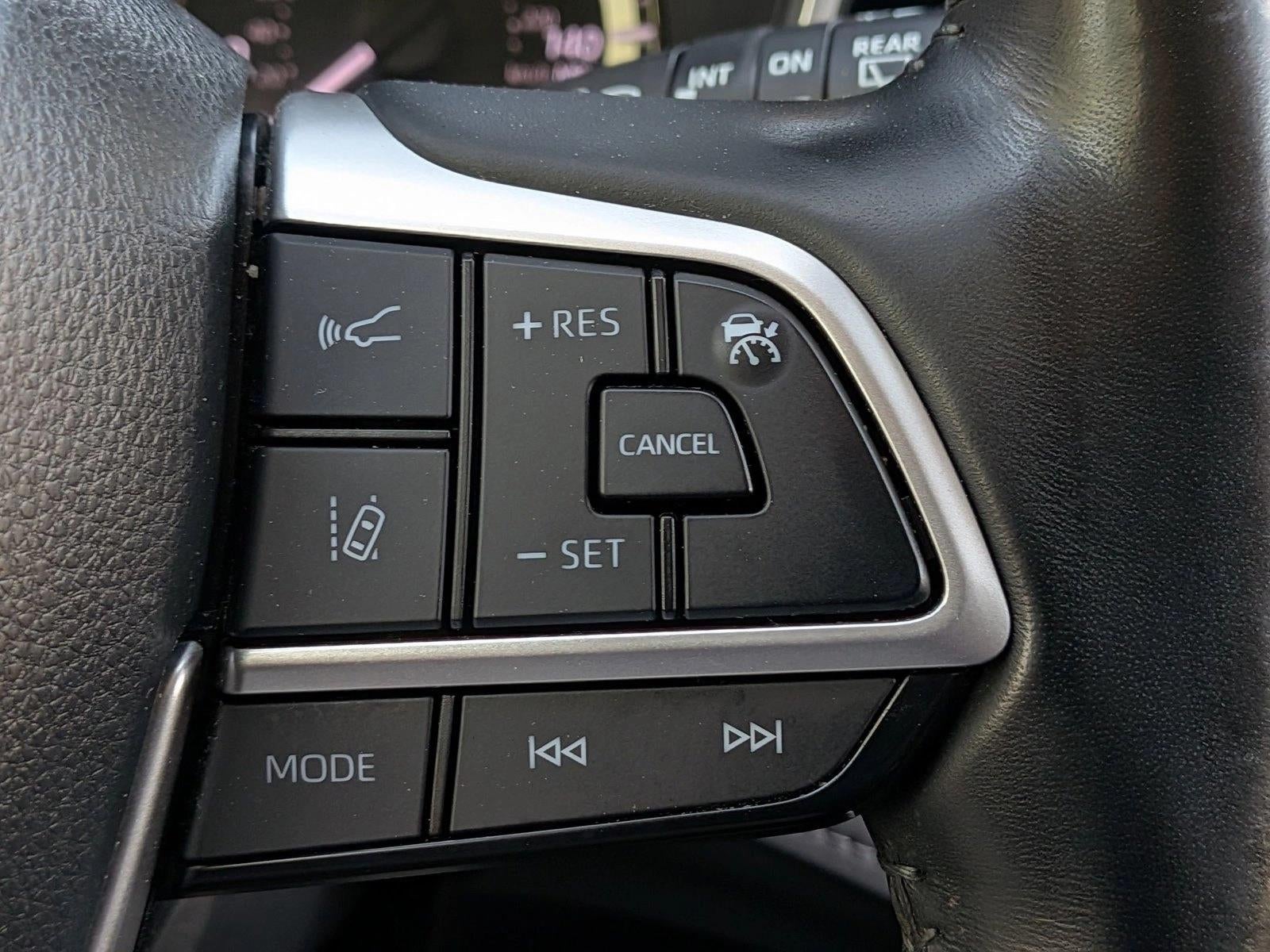 2023 Toyota Highlander XLE FWD (Natl)