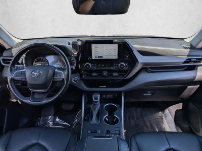 2023 Toyota Highlander XLE FWD (Natl)