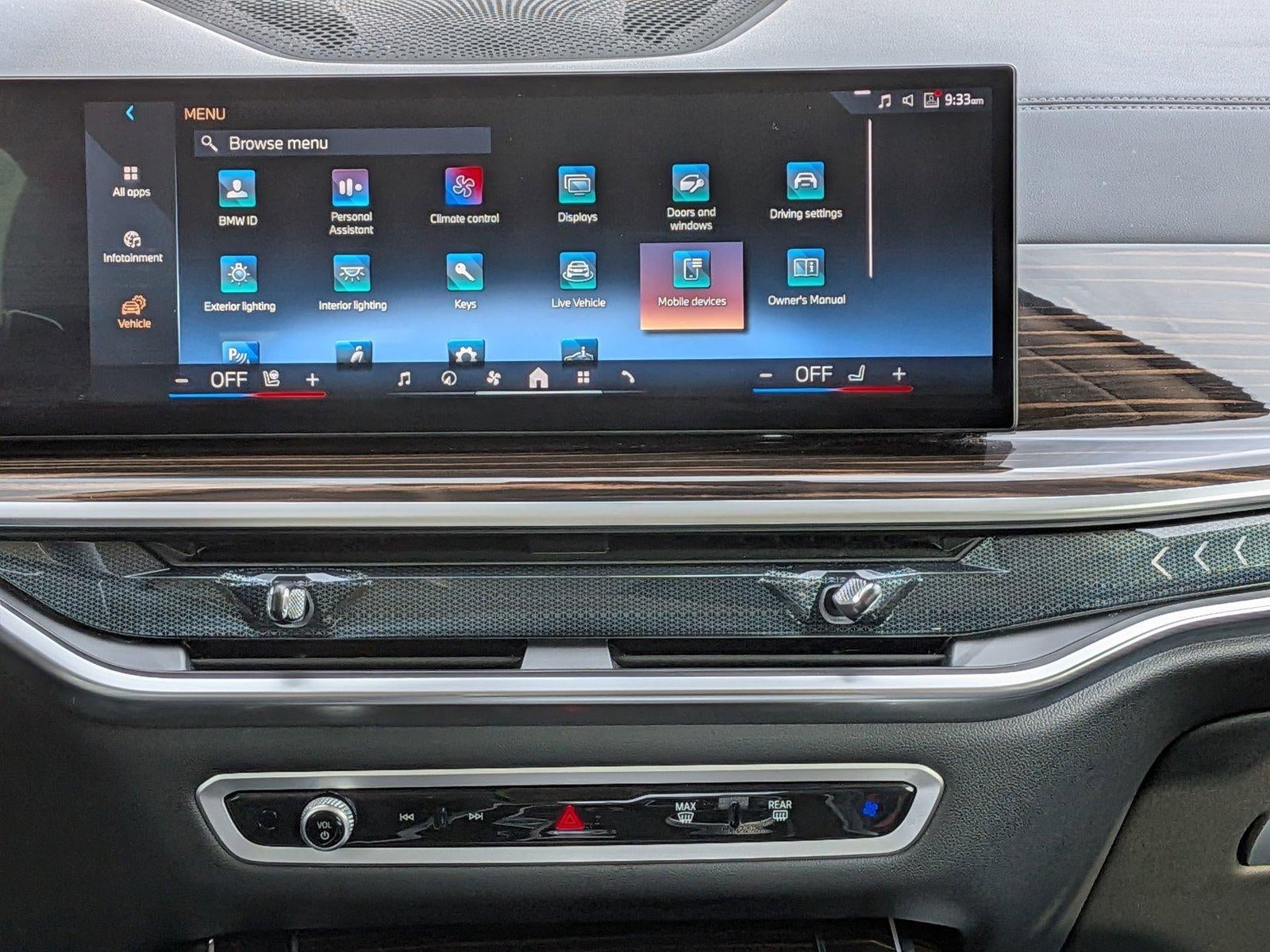 2025 BMW X7 xDrive40i Sports Activity Vehicle