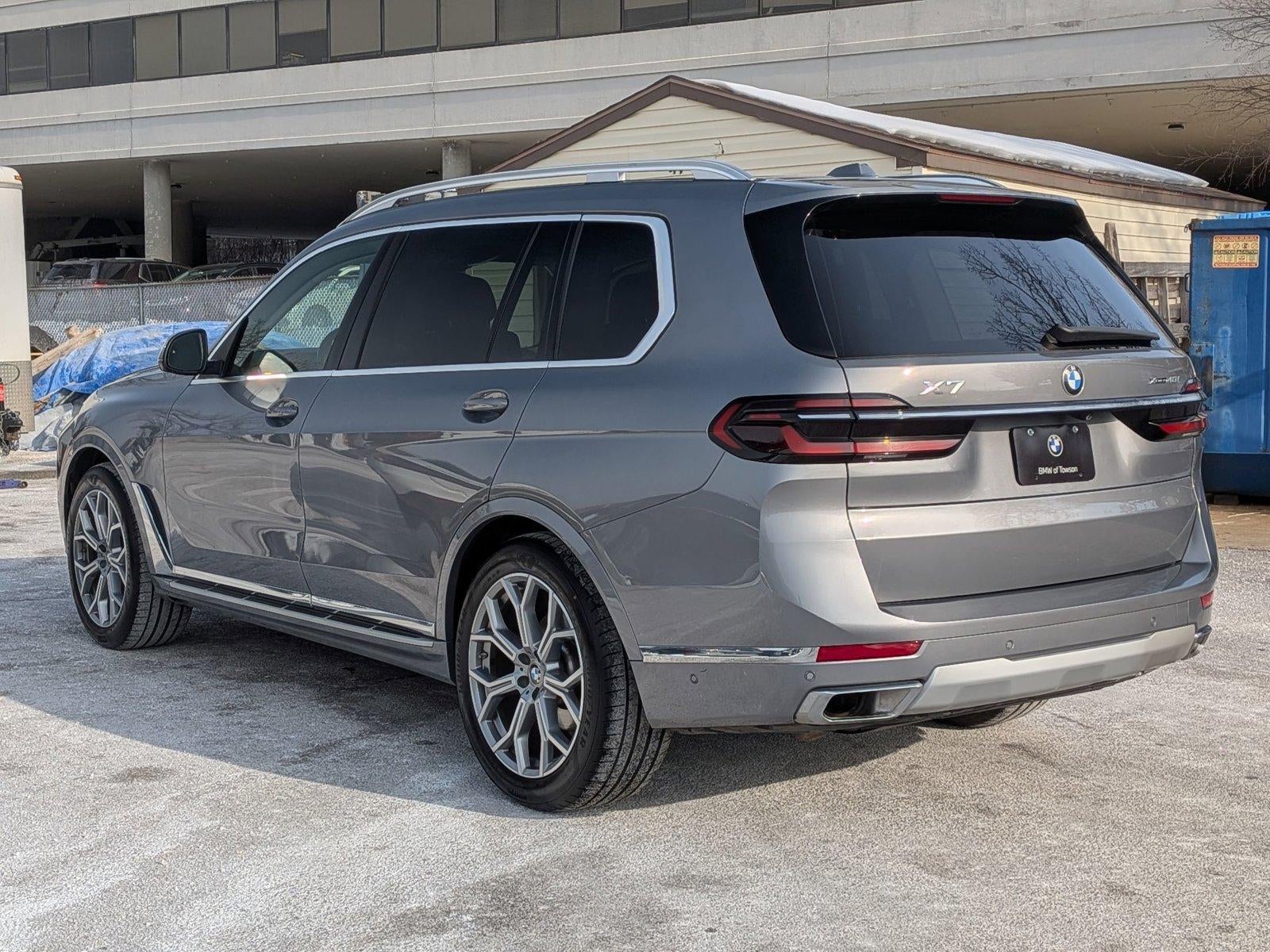 2025 BMW X7 xDrive40i Sports Activity Vehicle
