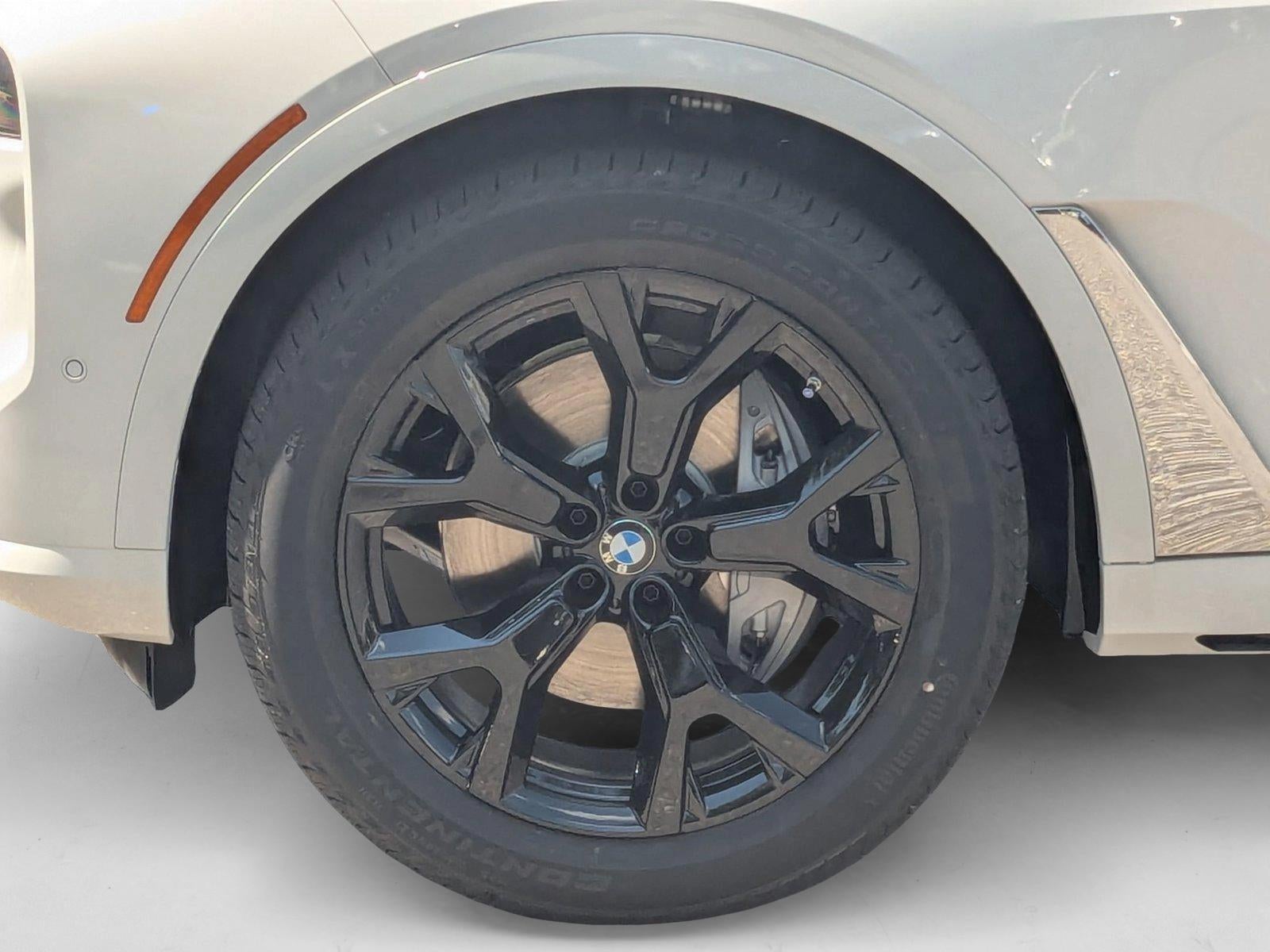 2026 BMW X7 xDrive40i Sports Activity Vehicle