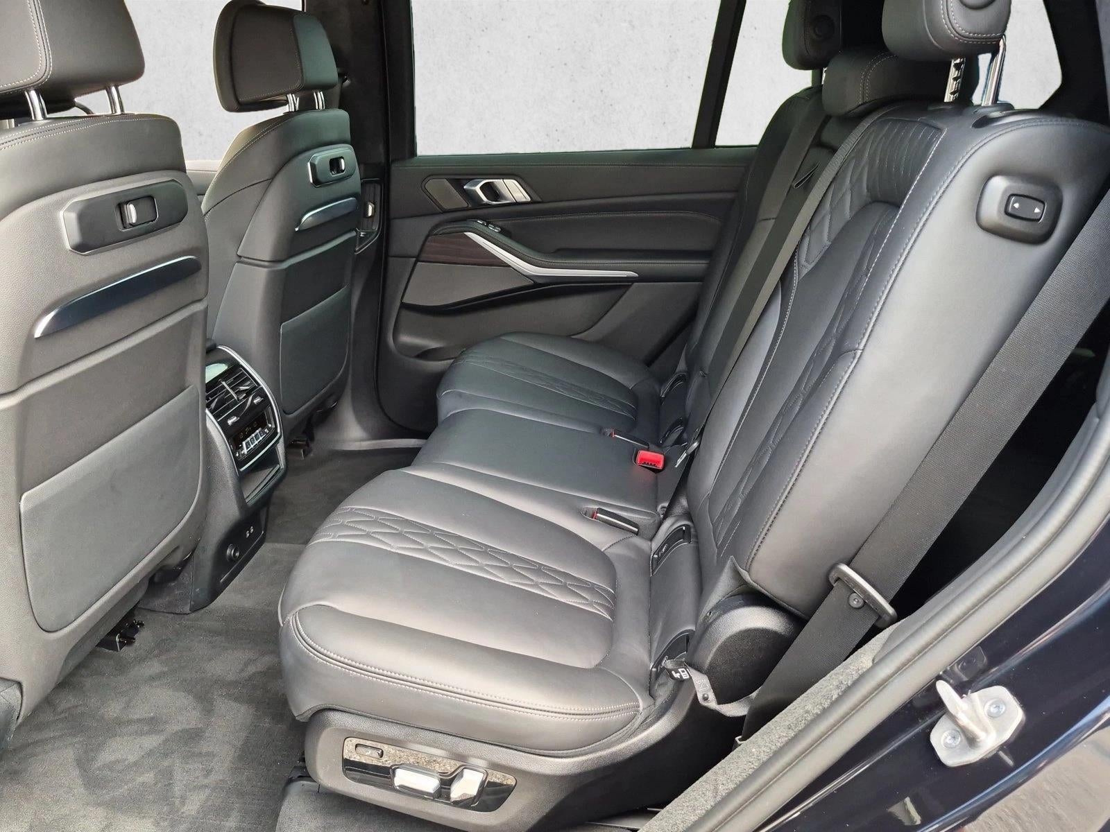2023 BMW X7 M60i Sports Activity Vehicle