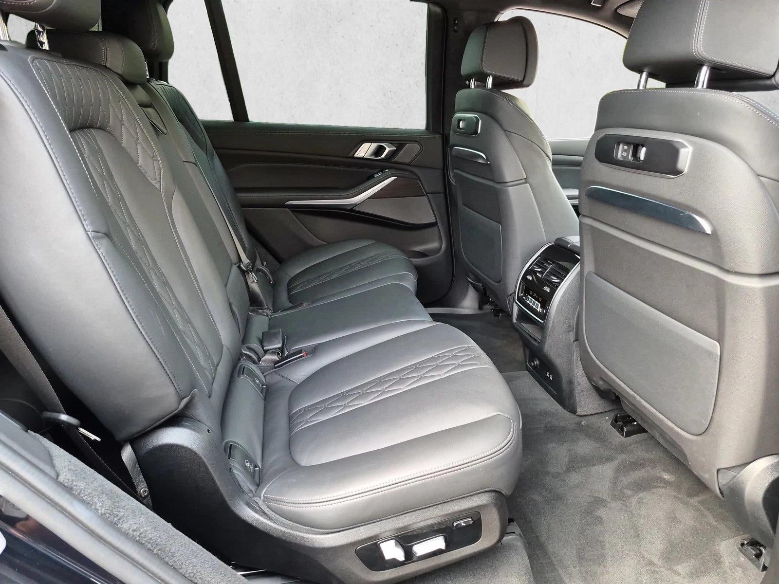 2023 BMW X7 M60i Sports Activity Vehicle